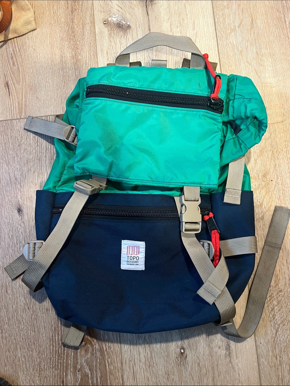 Topo Designs Men’s Teal & Navy Daypack with Tan Straps green blue